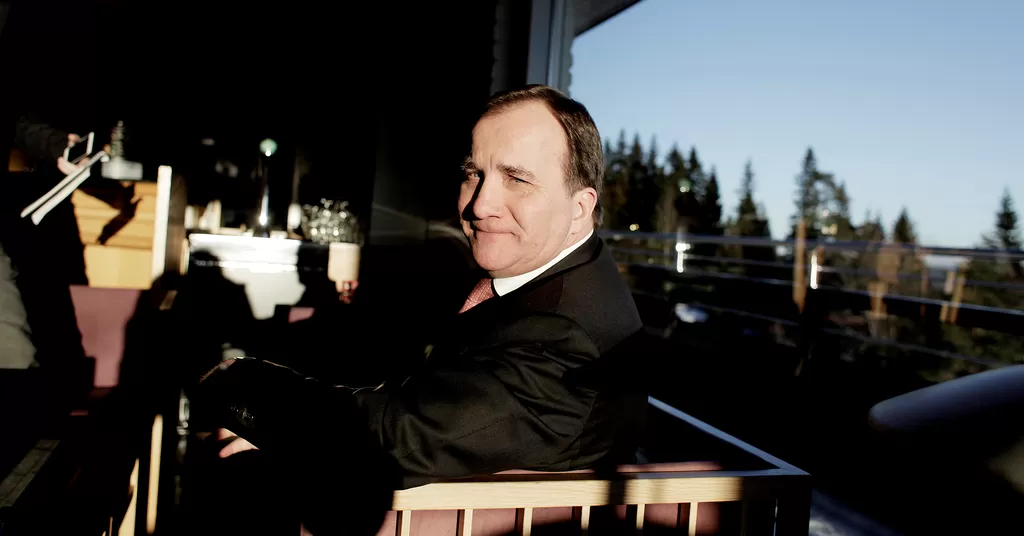 Statsminister Stefan Löfven fredes i noen uker ekstra ...