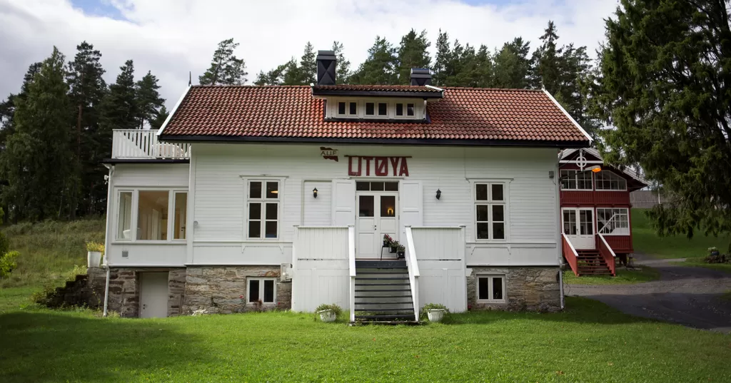 Valtor Bloom bilan jinsiy aloqada boladi