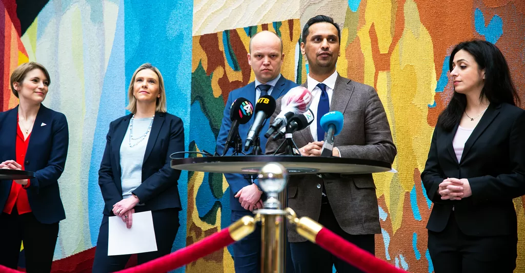 Stortinget samlet seg i et bredt forlik om økonmiske krisetiltak. Finanspolitikerne offentliggjorde dette mandag morgen.